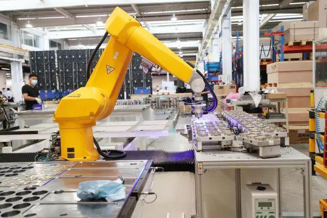 全球机器人版图再添“钱塘造” 史陶比尔首条国内产线落成，赋能智造新未来